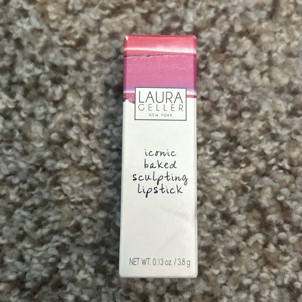 Laura Geller Iconic Baked Sculpting Lipstick Chocolate Raspberry - Tube damaged